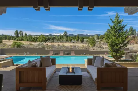 Exterior - 19100 Macalpine Loop, Bend, OR 97702 photo 1 of 11
