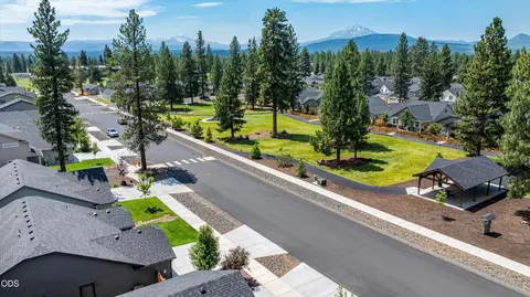 680 Mckinney Ranch Rd, Sisters, OR 97759