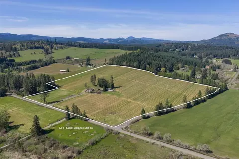 25357 High Pass Rd, Junction City, OR 97448