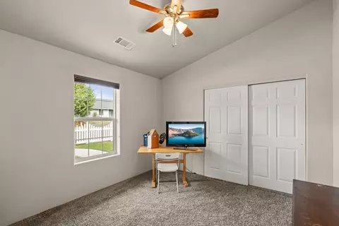 Bedroom - 628 Barton Rd, Eagle Point, OR 97524 photo 1 of 4