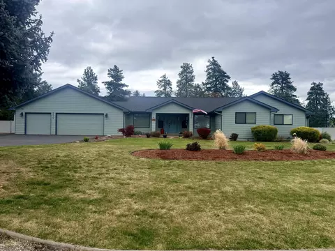 4075 Collier Ln, Klamath Falls, OR 97603