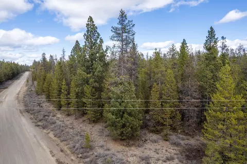 robert road, La Pine, OR 97739 photo 2