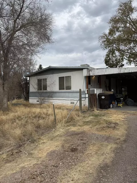 3775 NW Poplar Ave, Redmond, OR 97756