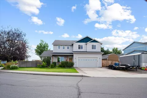 1622 NW Rimrock Ct, Redmond, OR 97756