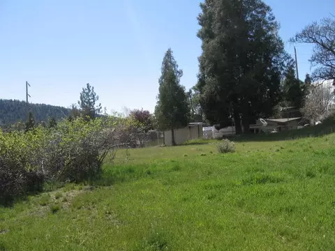 angle street, Klamath Falls, OR 97601