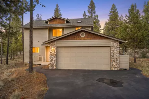 57711 Splitrock Ln #12, Sunriver, OR 97707