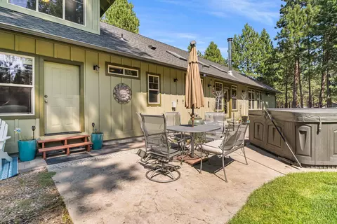 Exterior - 14597 Bluegrass Loop, Sisters, OR 97759 photo 12 of 15