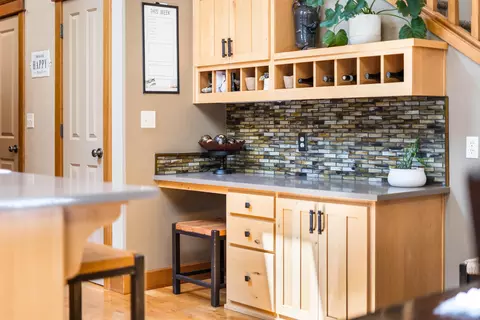 Kitchen - 14597 Bluegrass Loop, Sisters, OR 97759 photo 5 of 5