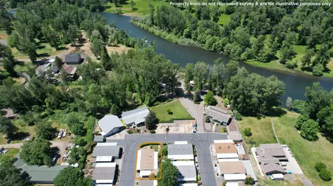 20055 Highway 62 UNIT 15, Shady Cove, OR 97539