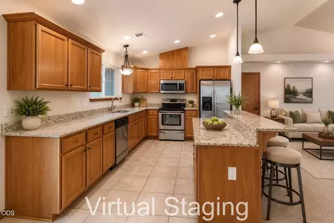 Kitchen - 602 Barton Rd, Eagle Point, OR 97524 photo 2 of 2