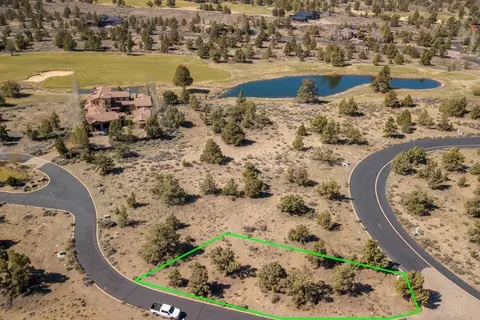 65953 Rimrock Ct, Bend, OR 97701