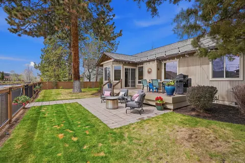 Exterior - 61173 Ridgewater Loop, Bend, OR 97702 photo 12 of 18