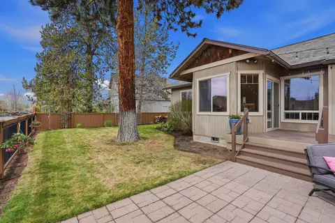 Exterior - 61173 Ridgewater Loop, Bend, OR 97702 photo 11 of 18