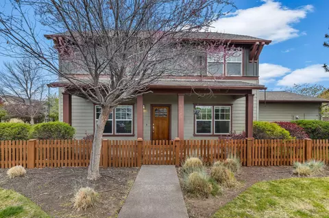 61703 Tulip Way, Bend, OR 97702