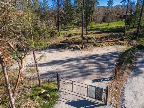 old stage road road, Central Point, OR 97502