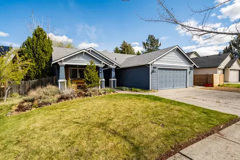 Exterior - 20014 Powers Rd, Bend, OR 97702 photo 3 of 12