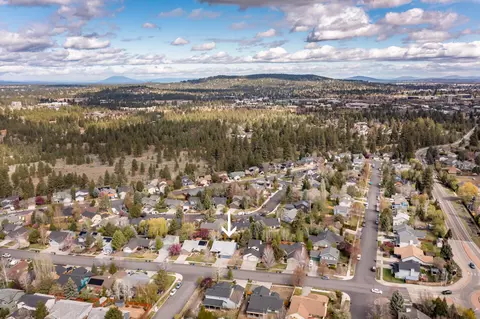 View/Area - 20014 Powers Rd, Bend, OR 97702 photo 2 of 2