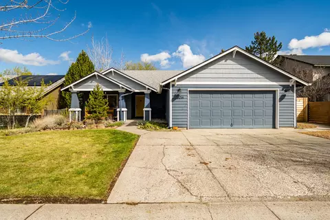Exterior - 20014 Powers Rd, Bend, OR 97702 photo 2 of 12
