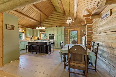 Dining - 64864 Casa Ct, Bend, OR 97701 photo 1 of 2
