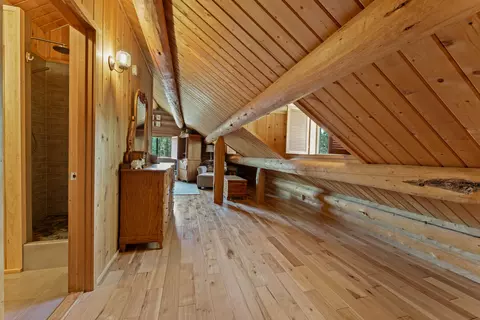 Entry Way - 64864 Casa Ct, Bend, OR 97701 photo 1 of 1