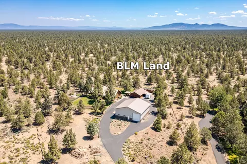 View/Area - 64864 Casa Ct, Bend, OR 97701 photo 5 of 5