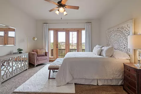 Bedroom - 871 SW Blakely Rd, Bend, OR 97702 photo 2 of 6