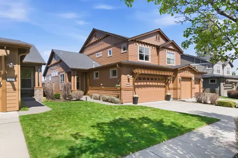 871 SW Blakely Rd, Bend, OR 97702