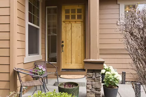 Entry Way - 871 SW Blakely Rd, Bend, OR 97702 photo 1 of 2