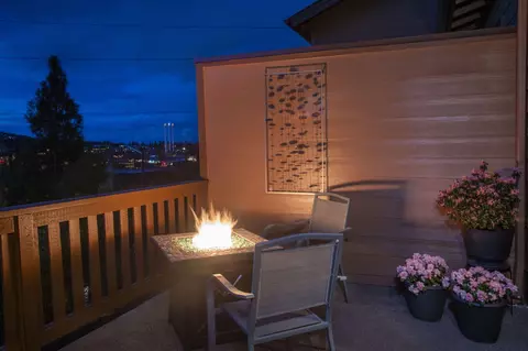Exterior - 871 SW Blakely Rd, Bend, OR 97702 photo 10 of 10