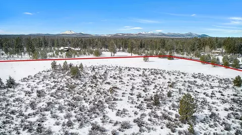 18945 Macalpine Loop, Bend, OR 97702 photo 2