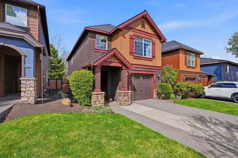 63141 Britta St, Bend, OR 97703