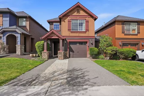 Exterior - 63141 Britta St, Bend, OR 97703 photo 2 of 7