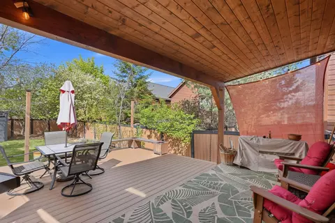 Exterior - 63141 Britta St, Bend, OR 97703 photo 3 of 7