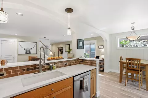 Kitchen - 63141 Britta St, Bend, OR 97703 photo 3 of 3