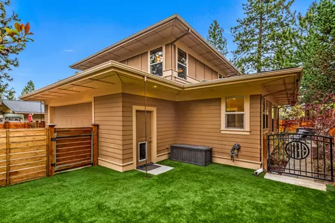 Exterior - 2323 NW High Lakes Loop, Bend, OR 97703 photo 6 of 8