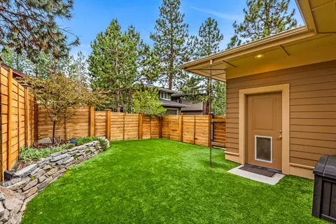 Exterior - 2323 NW High Lakes Loop, Bend, OR 97703 photo 5 of 8
