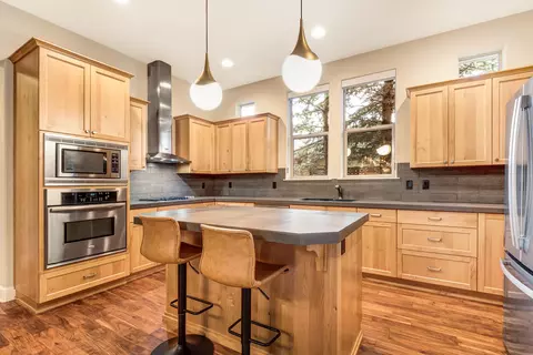 Kitchen - 2323 NW High Lakes Loop, Bend, OR 97703 photo 1 of 4