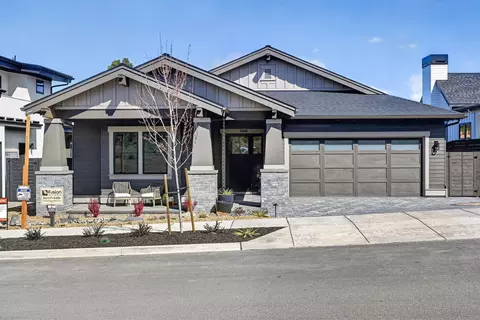 3448 NW Sullivan Ave #LOT 243, Bend, OR 97703