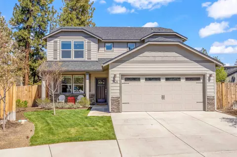 746 N Roundhouse Ct, Sisters, OR 97759