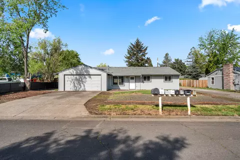 2711 Elliott Ave, Medford, OR 97501