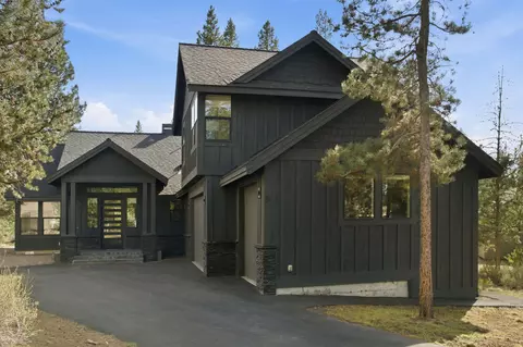 57752 Lassen Ln #9, Sunriver, OR 97707