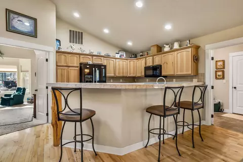 Kitchen - 17048 Norwalk Rd, Bend, OR 97707 photo 5 of 5