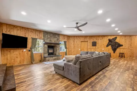 Other - 55550 Heidi Ct, Bend, OR 97707 photo 5 of 16