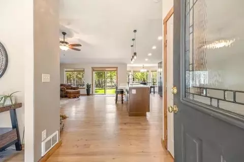 Entry Way - 55550 Heidi Ct, Bend, OR 97707 photo 1 of 1