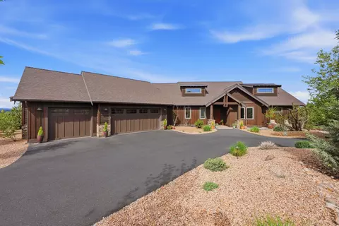 15407 SW Branding Iron Ct, Powell Butte, OR 97753