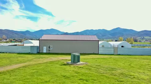 Other - 411 Hartley Rd, Phoenix, OR 97535 photo 2 of 11