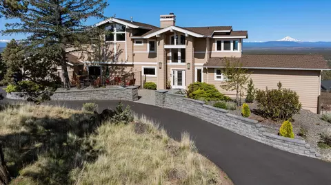 3124 NW Lynch Way, Redmond, OR 97756