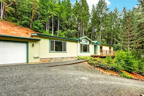 5445 Thompson Creek Rd, Selma, OR 97538