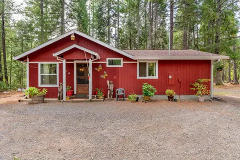 755 Rough Ready Creek Rd, O'brien, OR 97534