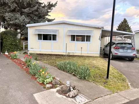 3431 S Pacific Hwy #SPC 104, Medford, OR 97501